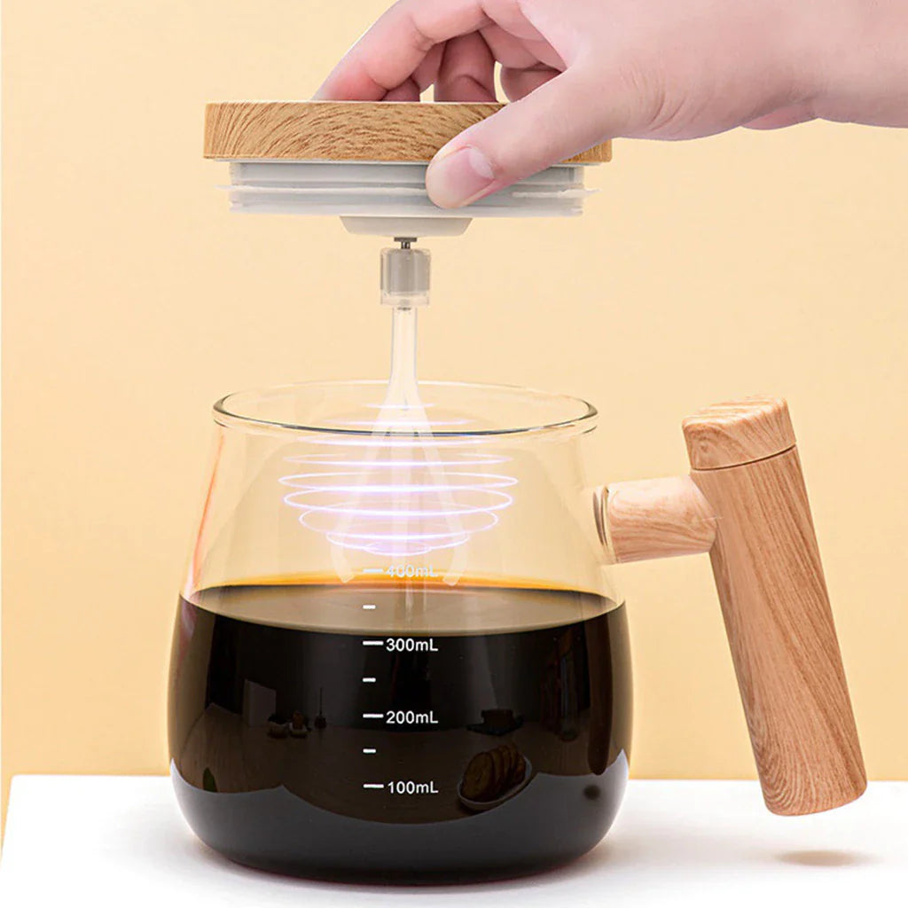 Caneca Elétrica de Mistura Automática Com Cabo De Madeira 400ml - Verona Decor - VERONA DECOR