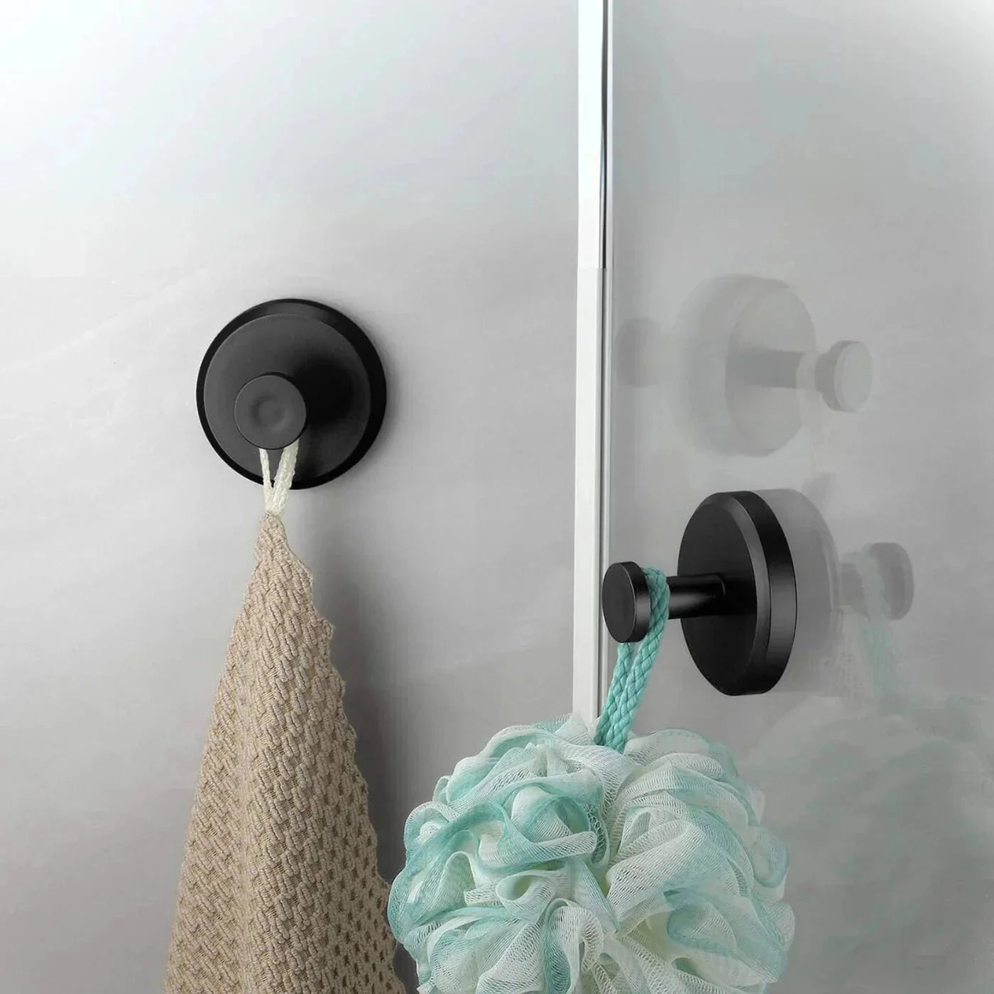 Gancho de Ventosa Premium Para Banheiro e Cozinha – Compre 1, Leve 2 + Frete Grátis 🎁 - VERONA DECOR