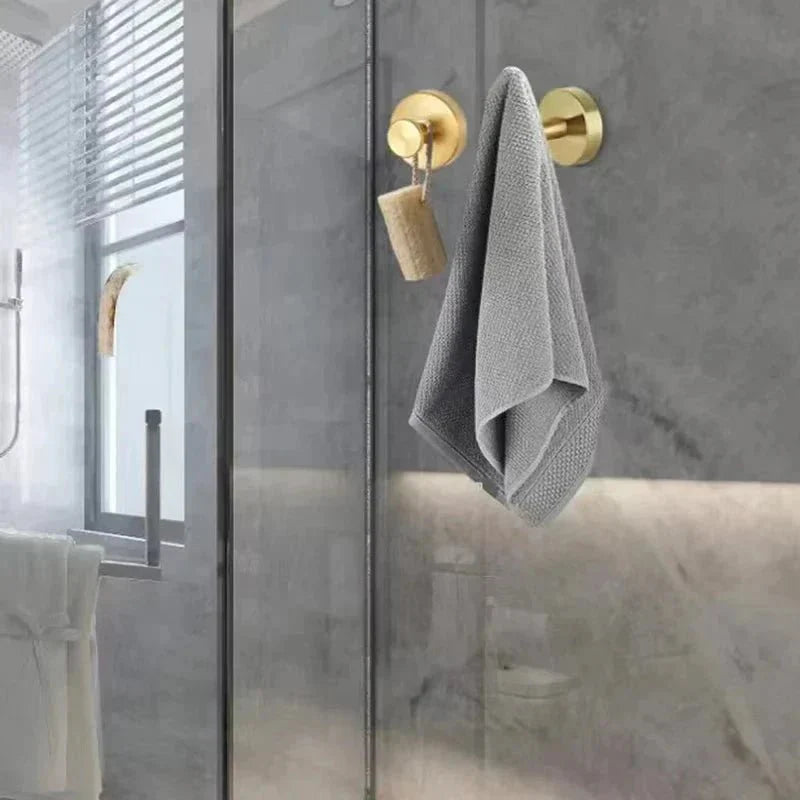Gancho de Ventosa Premium Para Banheiro e Cozinha – Compre 1, Leve 2 + Frete Grátis 🎁 - VERONA DECOR