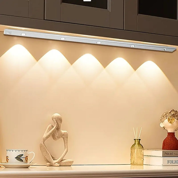 Luminária LED Ultra Fina com Sensor de Movimento - Verona Decor - VERONA DECOR