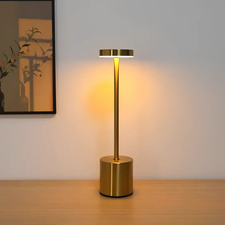 Luminária de Mesa ClassicLumi - Verona Decor - VERONA DECOR