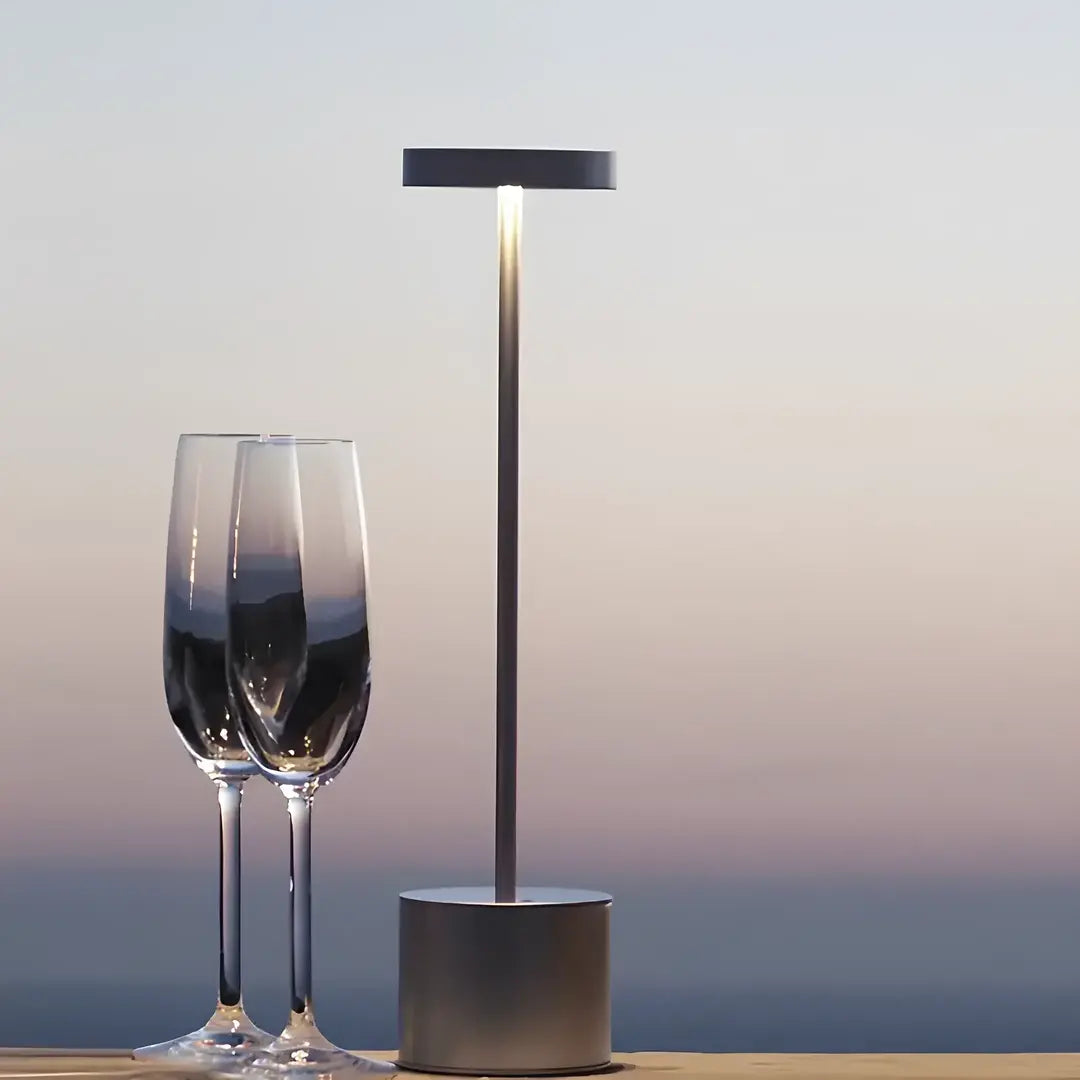 Luminária de Mesa ClassicLumi - Verona Decor - VERONA DECOR