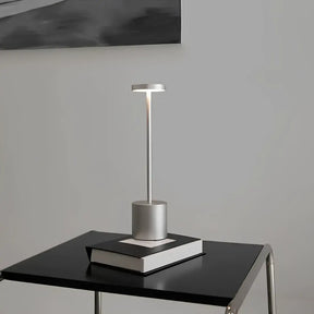 Luminária de Mesa ClassicLumi - Verona Decor - VERONA DECOR