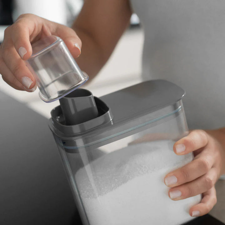 Kit 2 Dispenser Flow 1,5L e 2,3L Hermético Copo Medidor - VERONA DECOR