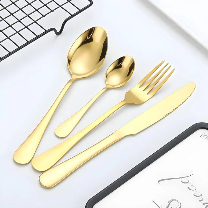 Conjunto de Talheres em Aço Inoxidável / 24 Peças com Caixa de Madeira Artesanal - Verona Decor - VERONA DECOR